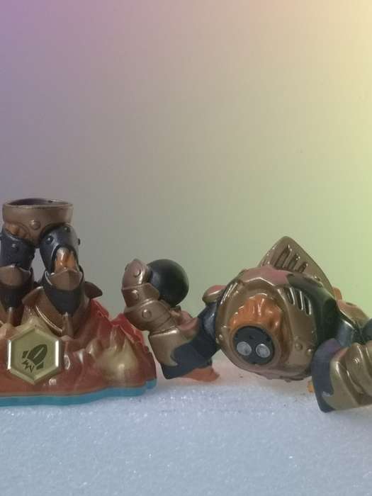 Skylanders Swap Force Blast Zone 4 figurine