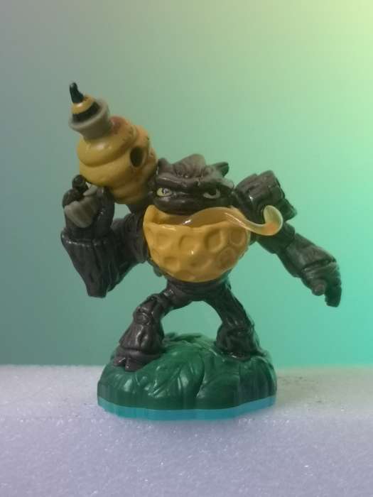 Skylanders SWAP Force BUMBLE BLAST figurine