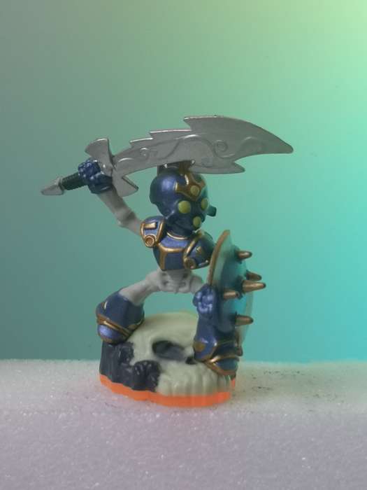 Skylanders Giants Chop Chop figurine