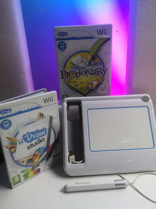 Wii U Draw board and 2 games