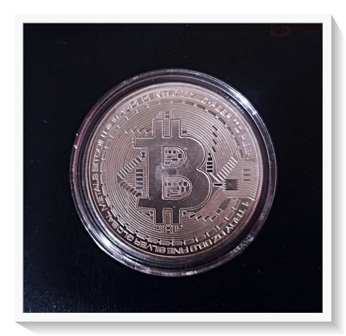 99.9% Fine Silver - Decentralized Metal DM - 1 Troy oz - Bitcoin Design - Bullion Silver Coin*