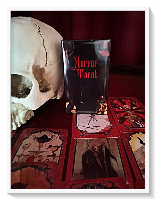 A Deck of HORROR TAROT CARDS - Great Quality Gloss Cards +- 80 Horror Cards in Box - Condition: New