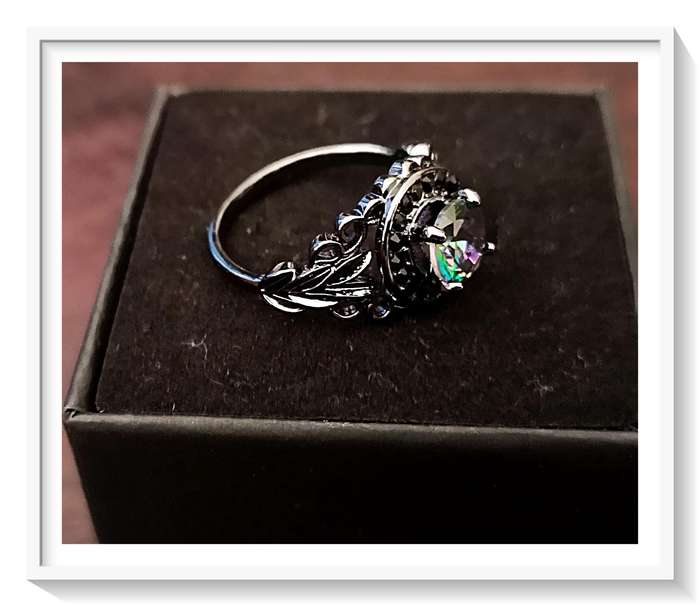 A Darkly Stylish Faux Topaz High Fashion Gothic Style Ring for Her - Size 7 - Just Magical!