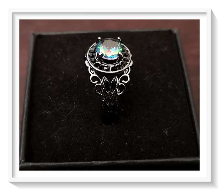 A Darkly Stylish Faux Topaz High Fashion Gothic Style Ring for Her - Size 7 - Just Magical!