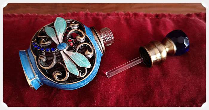 Gorgeous Blue and Purple Dragonfly Refillable Perfume Bottle - Brass Metal - Enamel and Glass - 85mm