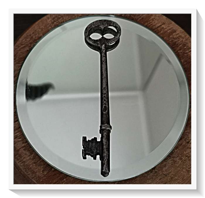 Large Antiquarian Key Metal Key - Cryptic Key *****