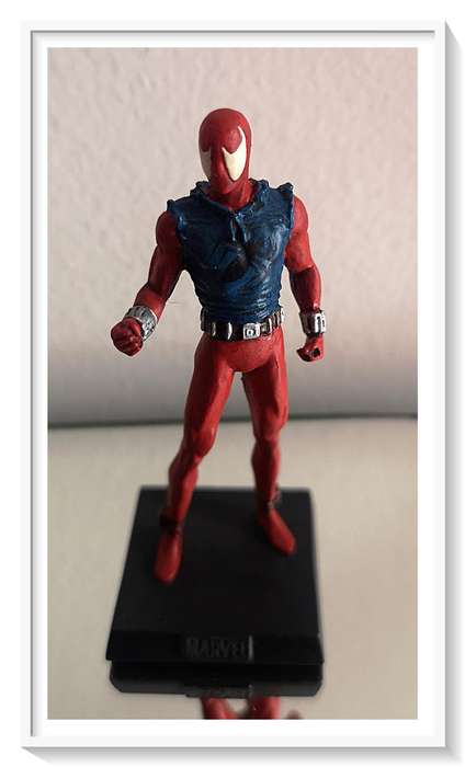 Scarlet Spider MARVEL COMICS - Collectible Lead Figurine - In Mint Condition