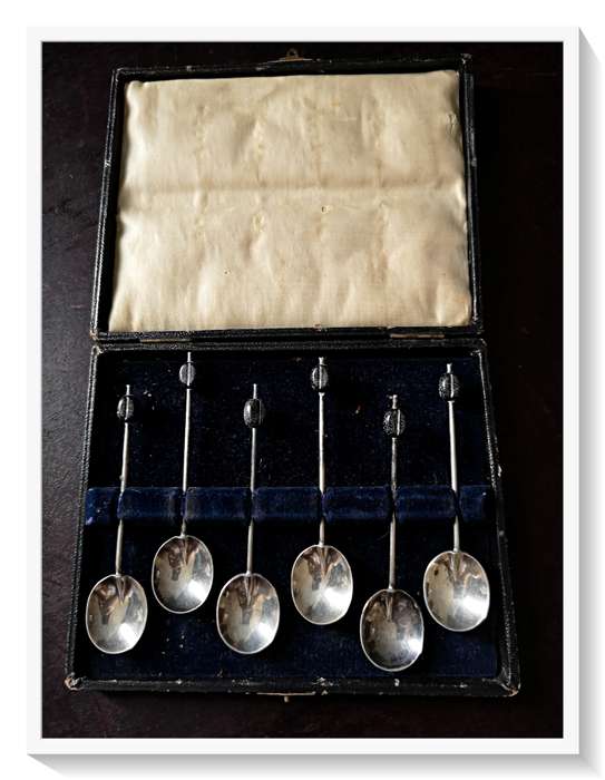 Made in England - Vintage Silver Plated Teaspoons in Original Velvet Casing