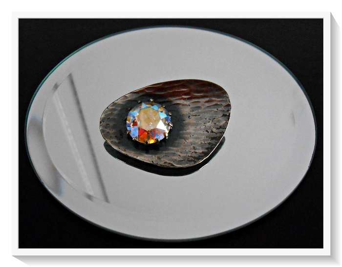 Truely Vintage Art Deco Style Rhinestone Brooch - ***Only R35-00 for Shipping***