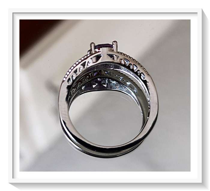 A 925 Sterling Silver Floral Filigree Ring - Solitaire Setting - Purple Zircon Stone - Gorgeous***