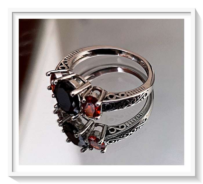 Genuine 925 Sterling ring with Dark Blue Zircon as the Primary Stone - Size 8 - Makes a Lovely Gift