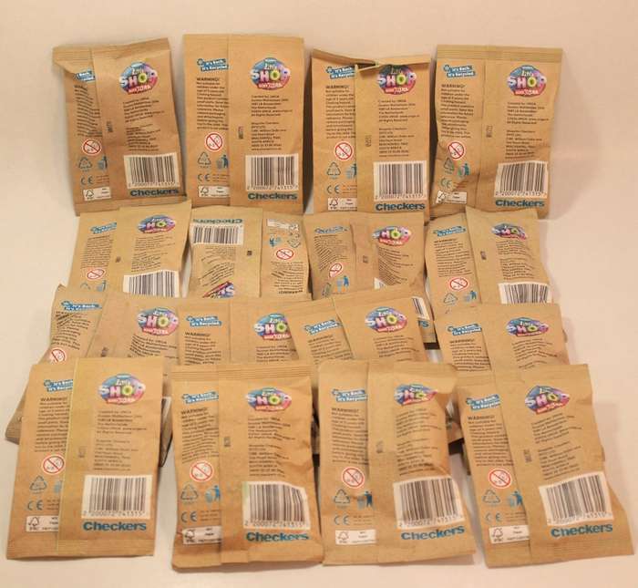 16 x Checkers Little Shop Xtra Mini Unopened Packets