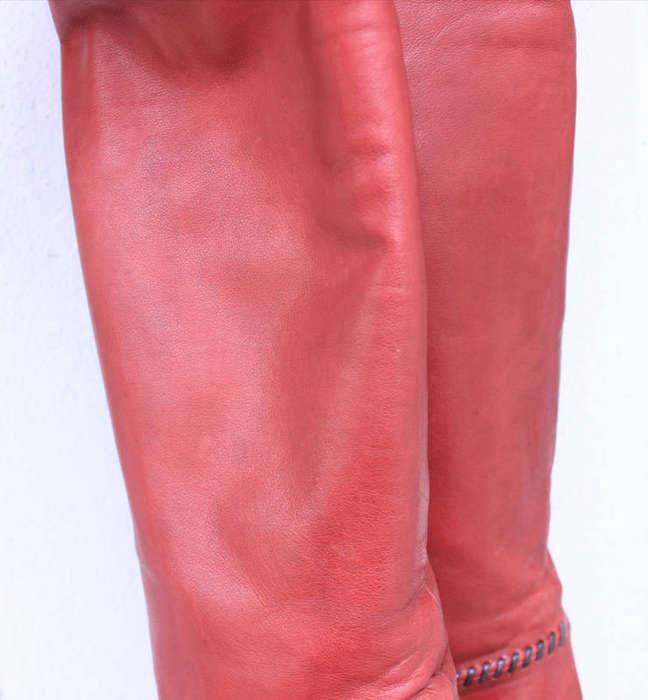 Classic Pair of Italian Soft Leather Knee High Boots for Ladies, UK Size 5