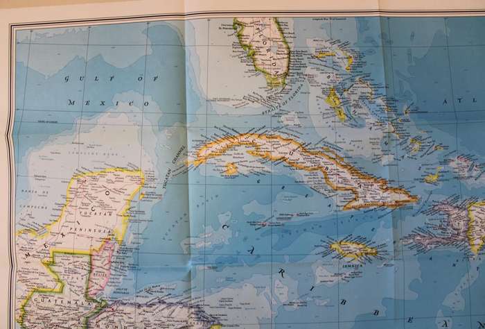 National Geographic Folded Map of the West Indies and Central America February 1981