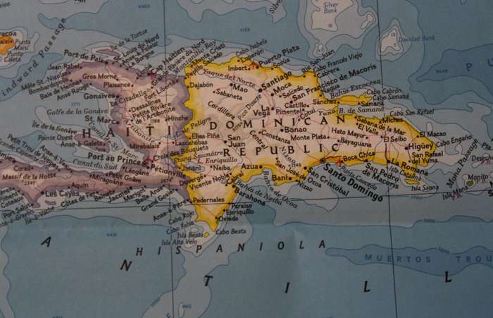 National Geographic Folded Map of the West Indies and Central America February 1981