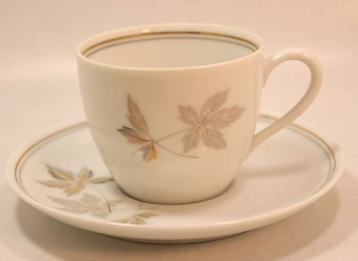 Vintage 6 x Noritake "Autumglory" Pattern 6323 Porcelain Demitasse Coffee Cups and Saucers