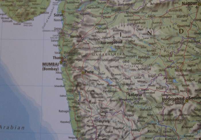 Readers Digest World Atlas Large Atlas (Fold Out Maps) First Edition 2004