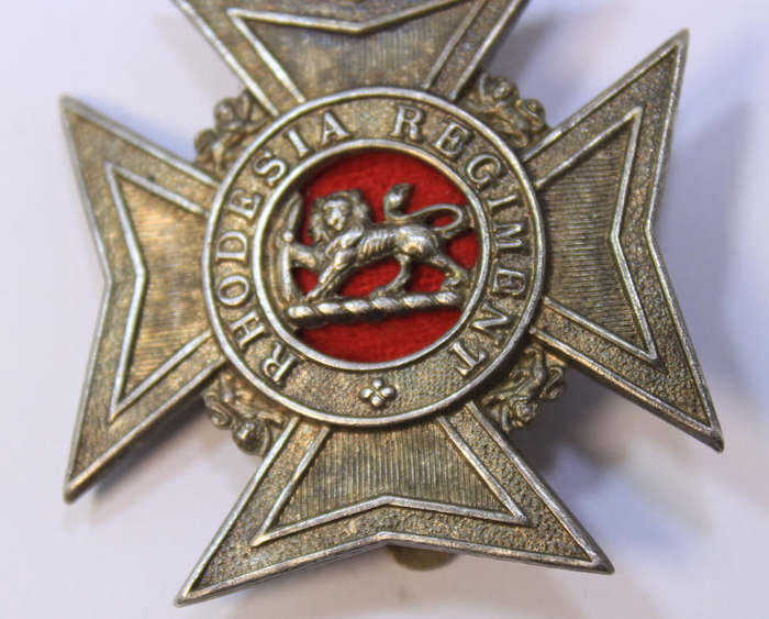 Rhodesia Regiment Badge Kings Crown 1927 - 1947 Pattern