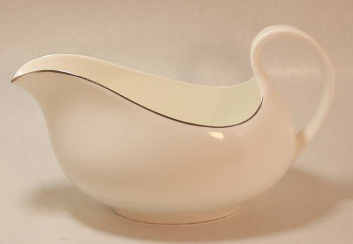 Royal Doulton "Carousel" H4975 Fine Bone China Gravy Boat