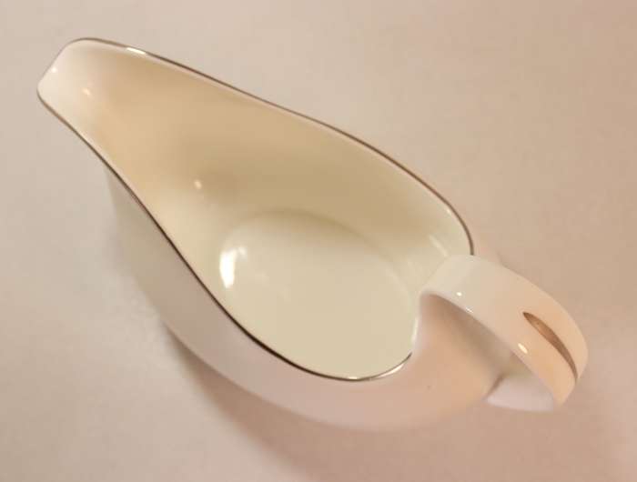 Royal Doulton "Carousel" H4975 Fine Bone China Gravy Boat