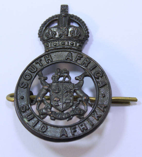 1940's WW2 South Africa Air Force Kings Crown Darkened Bronze Cap Badge SA Union Coat of Arms