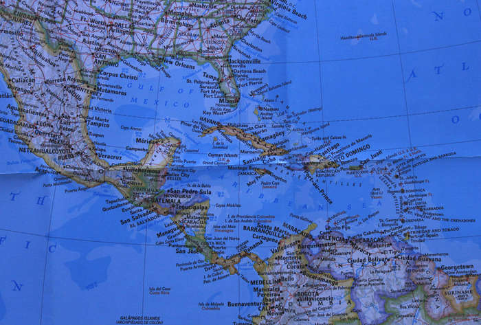 National Geographic Folded Map The Americas, December 2000