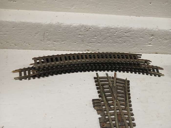 HO / OO SCALE - JOUEFF/TYCO - TRACK