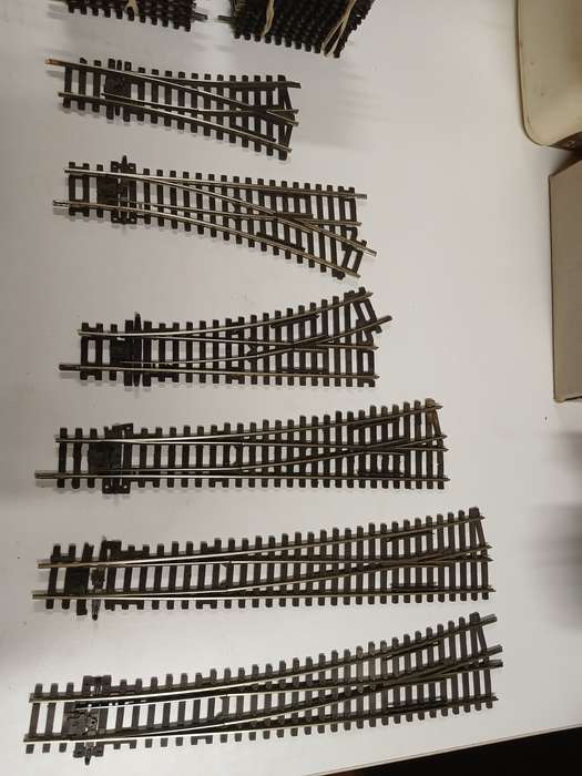 HO / OO SCALE - PECO- POINTS & RAIL