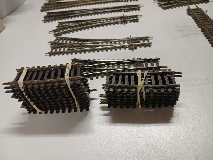 HO / OO SCALE - PECO- POINTS & RAIL