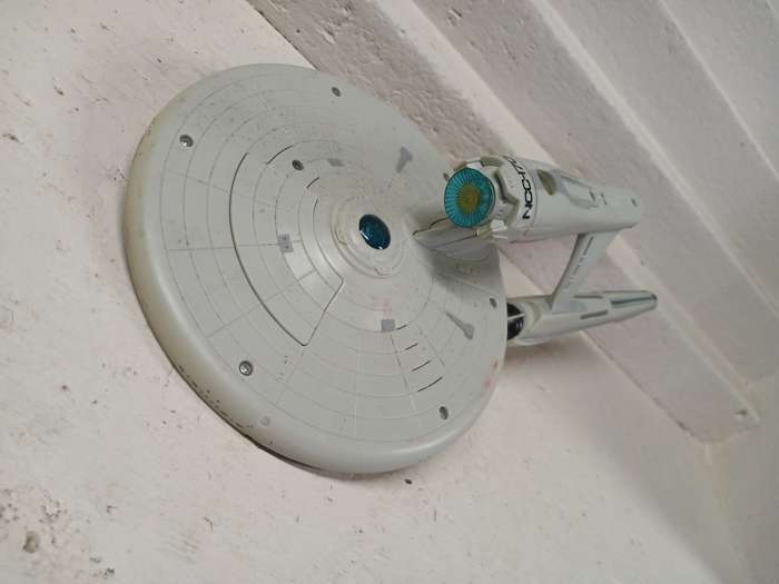 USS ENTERPRISE NCC-1701 SPACE SHIP