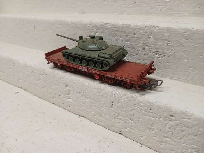 HO SCALE - ELECTROTREN - FLAT CAR WAGON WITH TANK LOAD