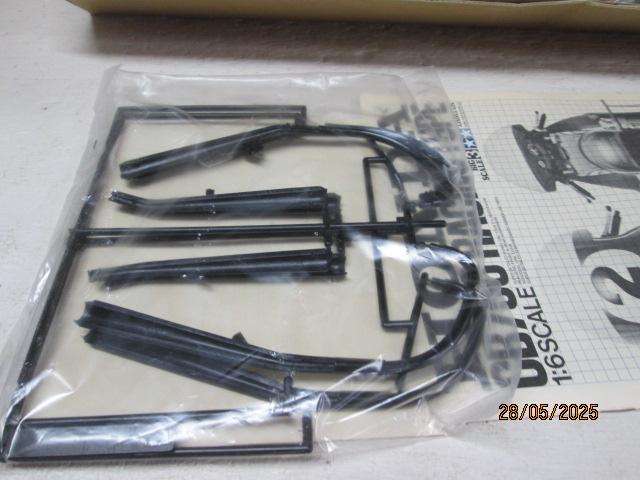 TAMIYA - 1:6 SCALE - HONDA CB750 RACING TYPE - MODEL KIT - BOXED