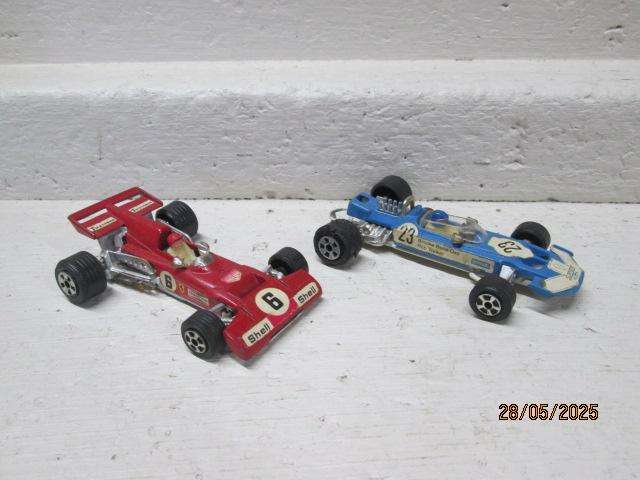 SURTEES - TS9 F1 + FERRARI 312 B2 F1 MODELS