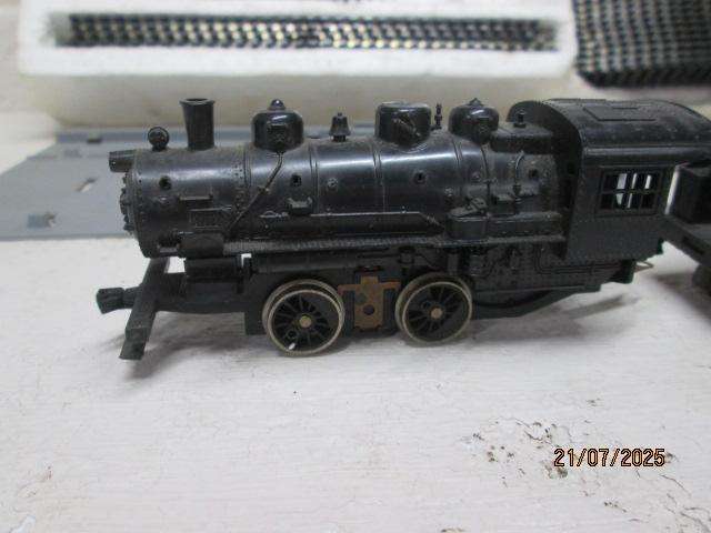 HO SCALE - LIMA - COLORADO LEGEND TRAIN SET - BOXED