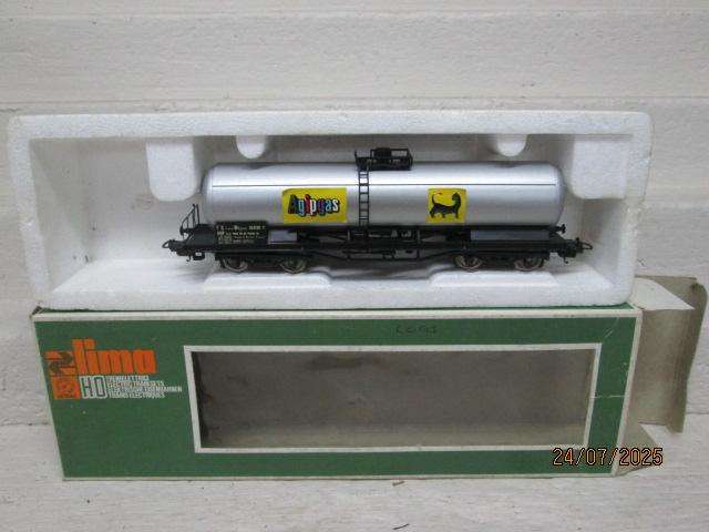 HO SCALE - LIMA - AGIPGAS TANKER - BOXED
