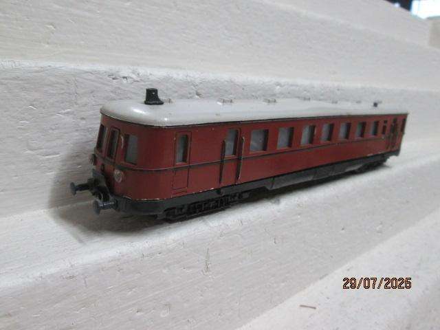 HO SCALE - FLEISCHMANN - BROWN RAIL CAR LOCOMOTIVE