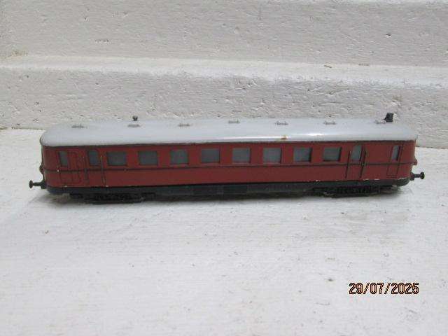 HO SCALE - FLEISCHMANN - BROWN RAIL CAR LOCOMOTIVE