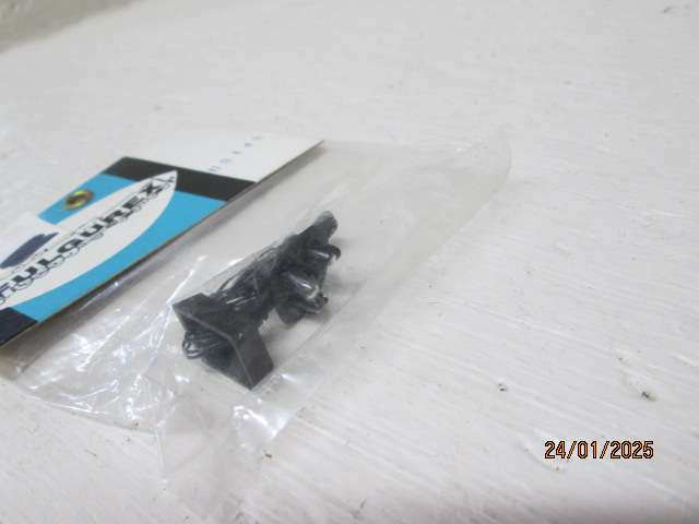 HO SCALE - FULGUREX - THREE-WAY SHORT RAIL ELECTRIC SIGNALS - X3 - BOXED
