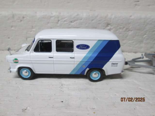 DIE CAST 1:43 SCALE - ESCORT MK11 RALLY CAR + SERVICE VAN & TRAILER SET