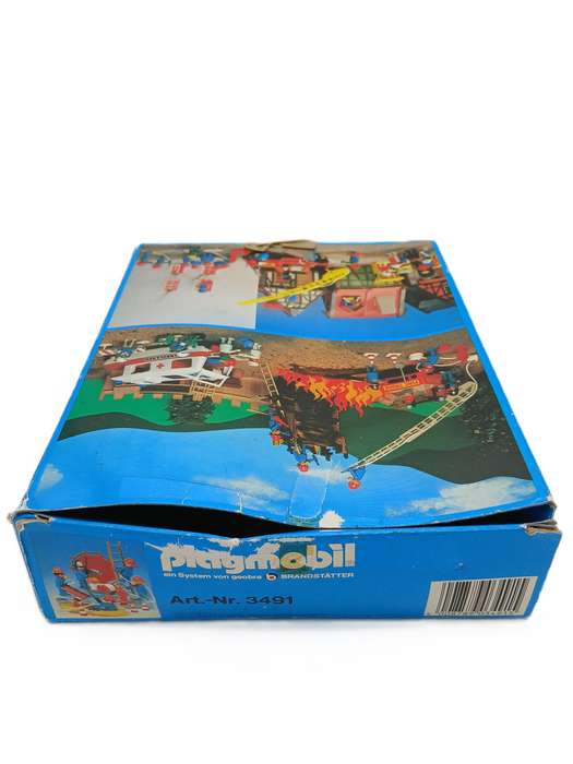 Vintage Playmobil Fireman and Equipment - No.3491 (1980)