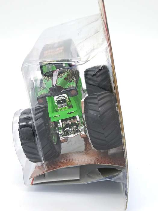 Hot Wheels Grave Digger 2013 Monster Jam