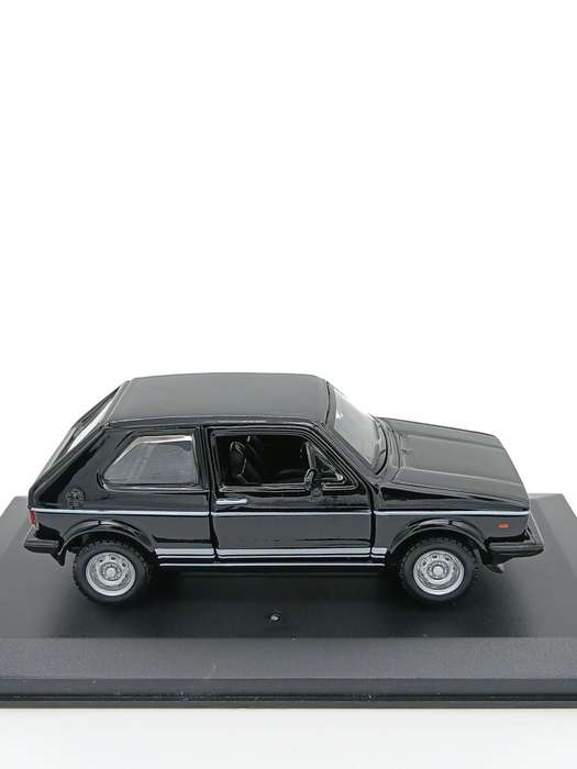 Bburago Volkswagen VW Golf GTI Mk1 1/32