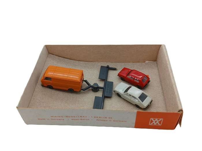 Wiking Volkswagen VW Golf Mk1, Passat and Transporter Van LT28 Set 9015