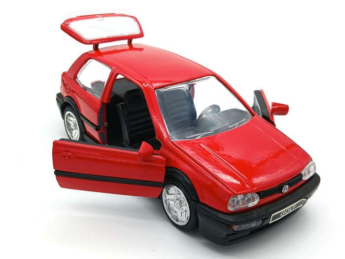 Sunnyside VW Volkswagen Golf Mk3 SS7713  1/24 Red