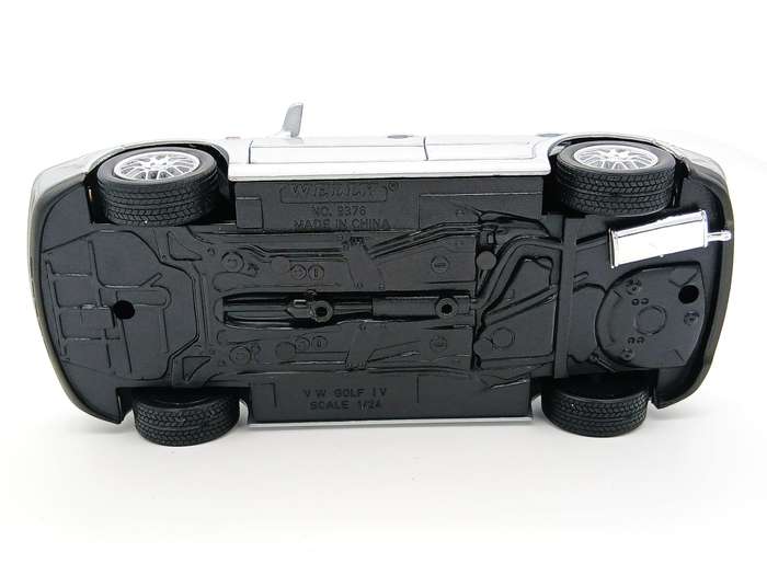 Welly Volkswagen VW Golf MK4 GTi 1/24