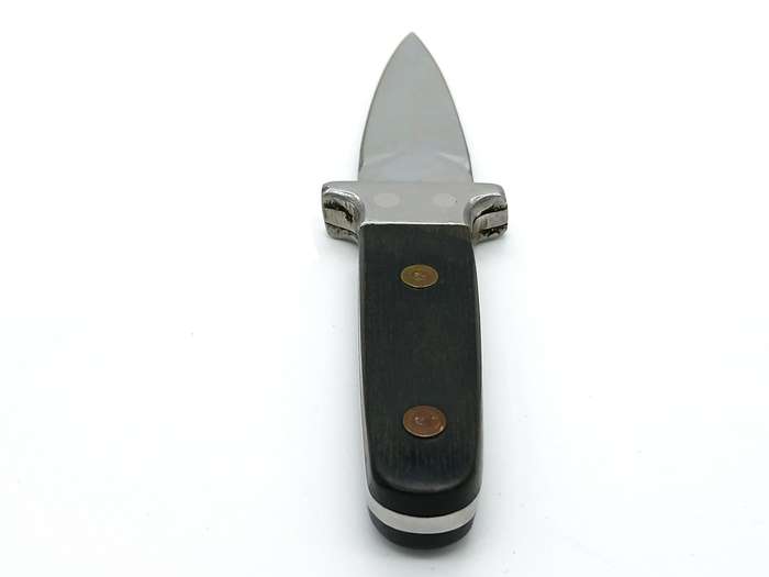 Boot knife fixed double edged blade