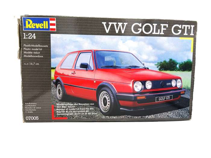 Revell Volkswagen VW Golf GTI Mk2 plastic model kit (no decals)
