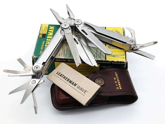 Leatherman Wave 1st Gen with original leather pouch and box (0500 Date Stamp) Kodak Logo