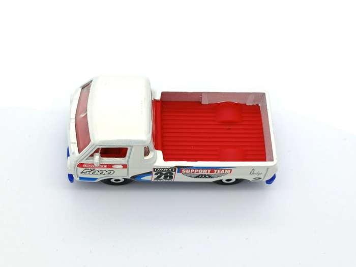 Matchbox 1966 Dodge A100 Club5000 Support Team Pickup