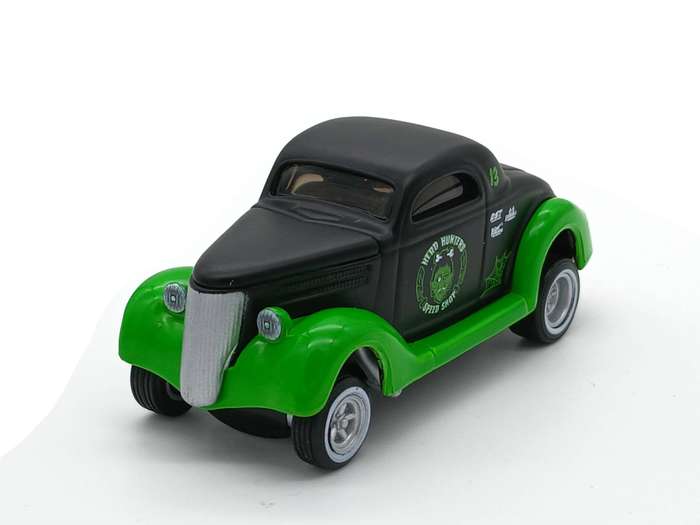 Maisto All Stars 1936 Ford Coupe Gasser Head Hunters Speed Shop 1/64